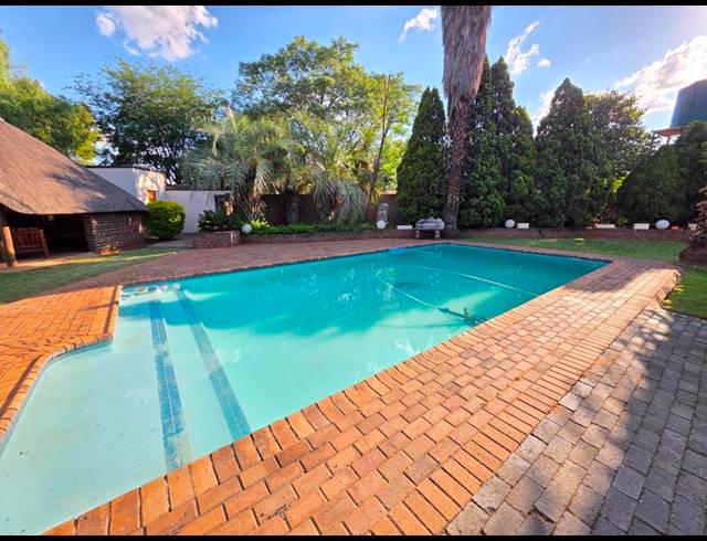 FARM FOR SALE IN BOLTONWOLD